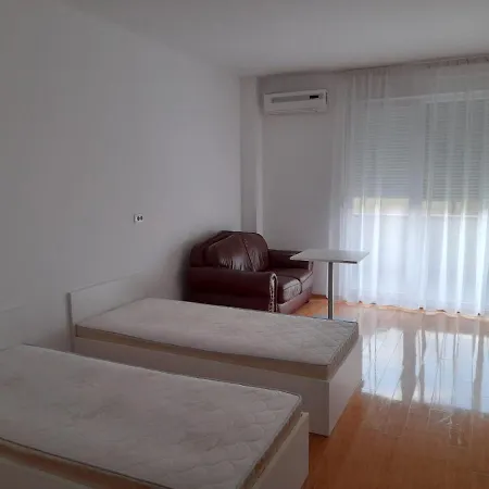 Apartman City Apartment *